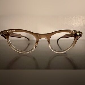 Vintage brown cat eye glasses